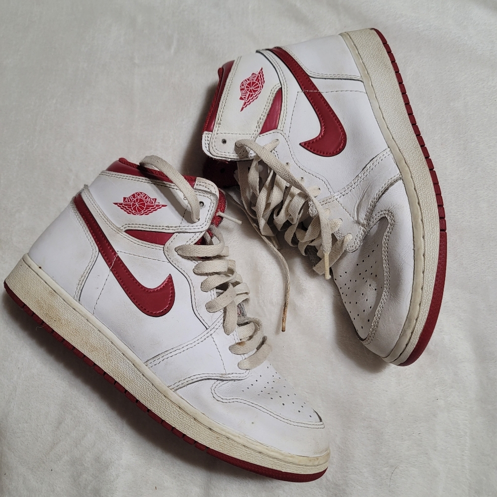 Air Jordan Retro 1 High OG Size‎ 7 Youth Red White Boys Girls Nike Shoes